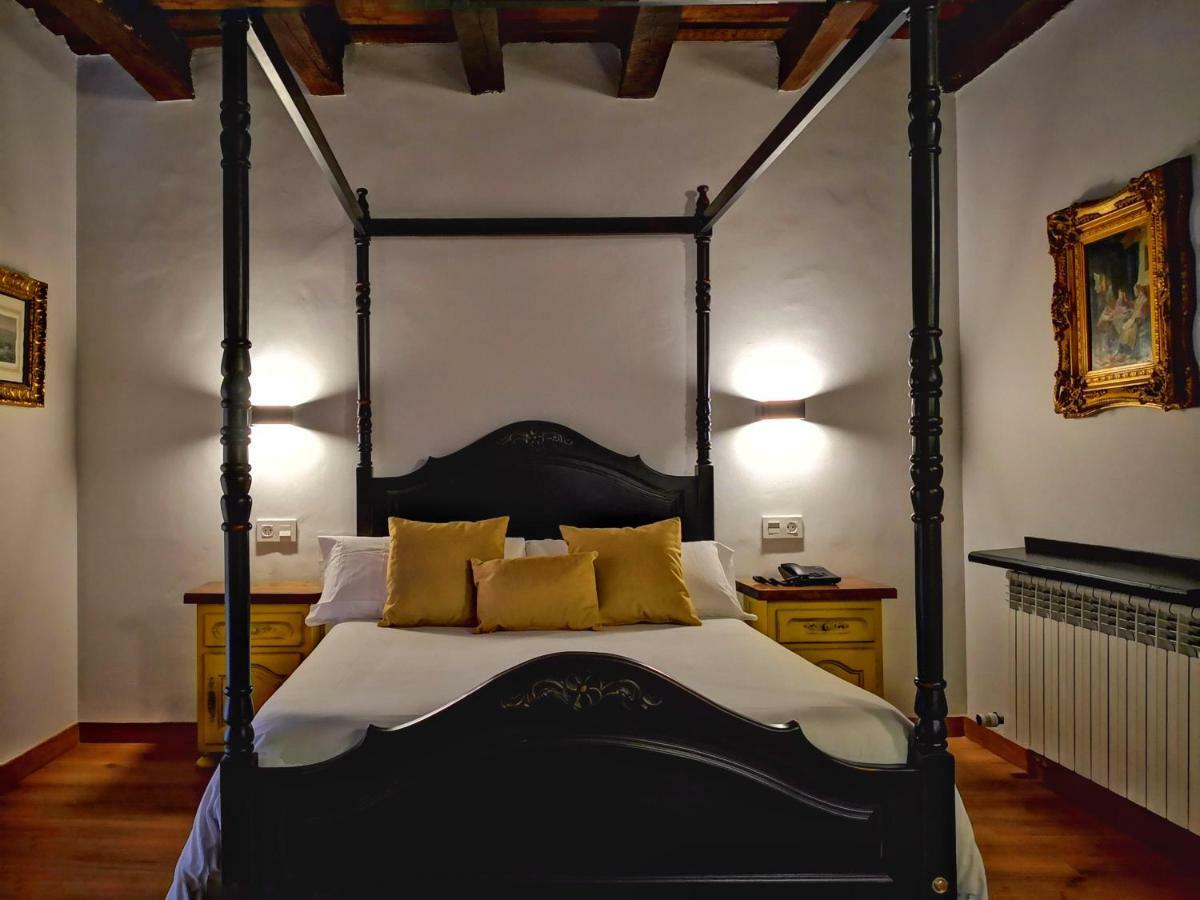 Palacio De Monjaraz Авіла Екстер'єр фото